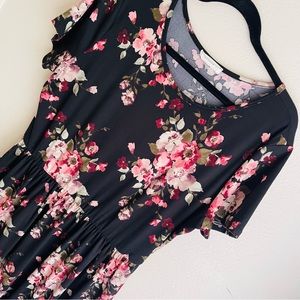 Reborn J Women’s Size XL Black & Pink Floral Dress